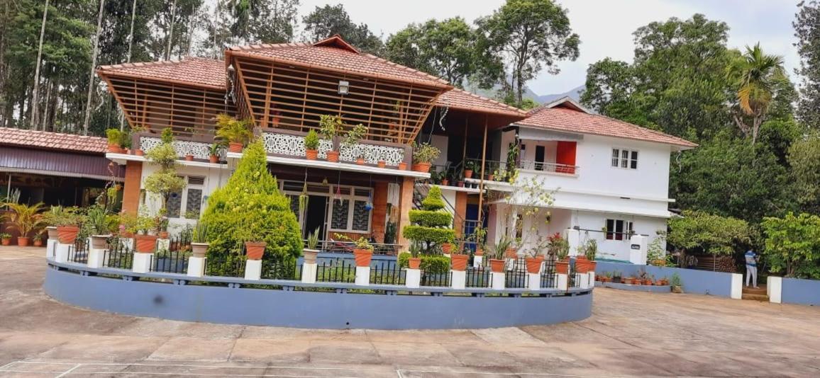 Pepper Valley Resort Kalpetta Exterior foto